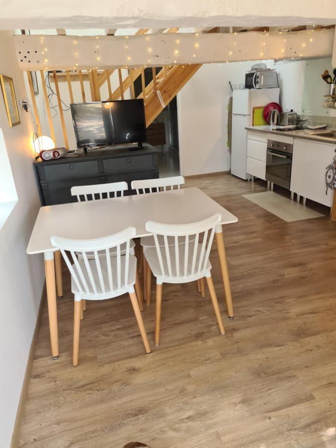 Charmant Logement A La Campagne Gazaupouy Eksteriør bilde